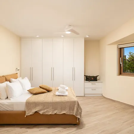 Belsodi - 3bedroom Sea Views And Heated Pool *
