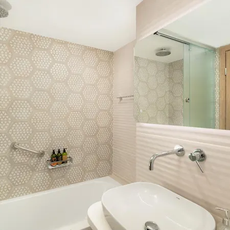 Belsodi - 3bedroom Sea Views And Heated Pool *