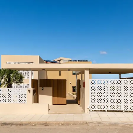 Belsodi - 3bedroom Sea Views And Heated Pool 公寓