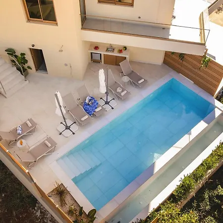 Belsodi - 3bedroom Sea Views And Heated Pool