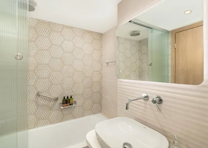 Belsodi - 3bedroom Sea Views And Heated Pool *