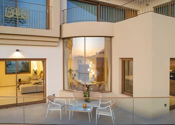 Belsodi - 3bedroom Sea Views And Heated Pool