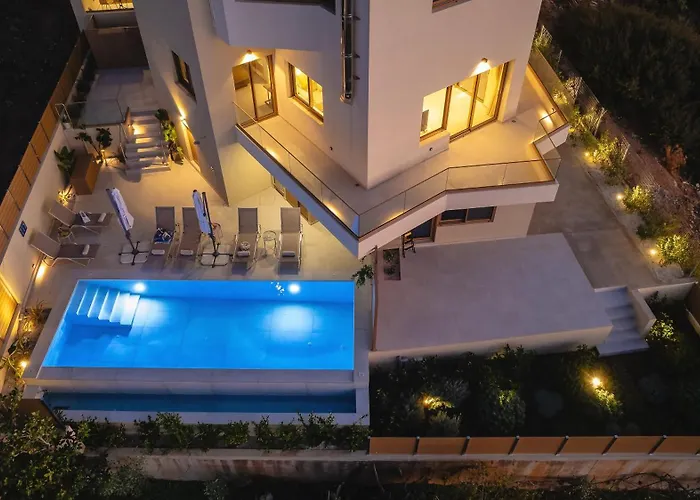 Belsodi - 3bedroom Sea Views And Heated Pool *